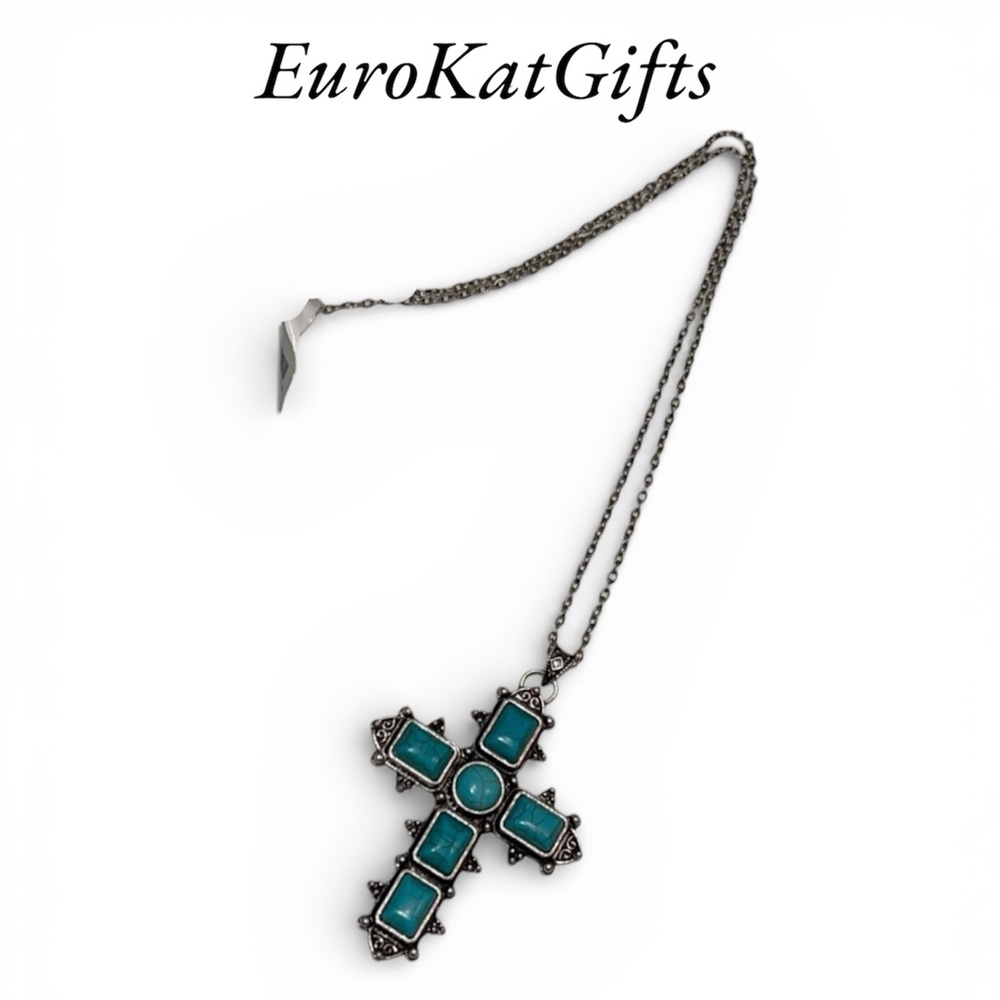 NEW Turquoise Cross Pendant Necklace NWT